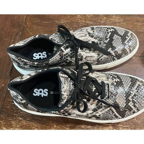 SAS Women's Casual and Fashion Sneakers - Picture 3 of 8